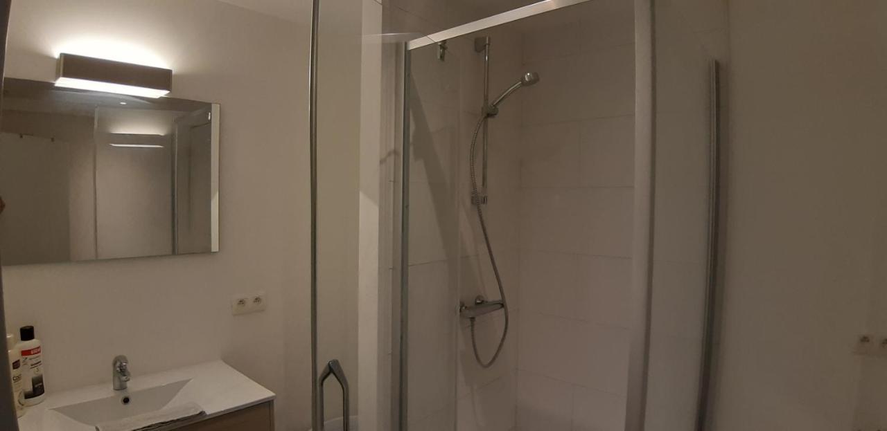 Appartement Duplex Pour 3-4 Personnes A Ciney Ngoại thất bức ảnh